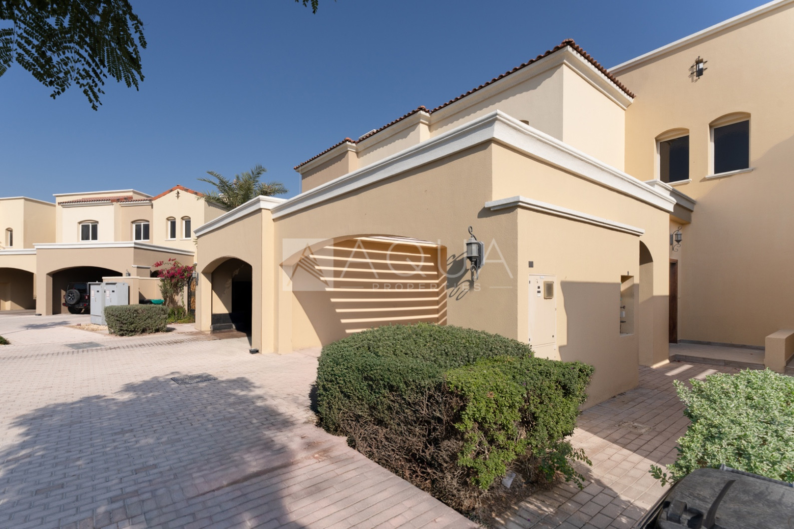 Single Row | Type D+ | Landscaped | Vacant