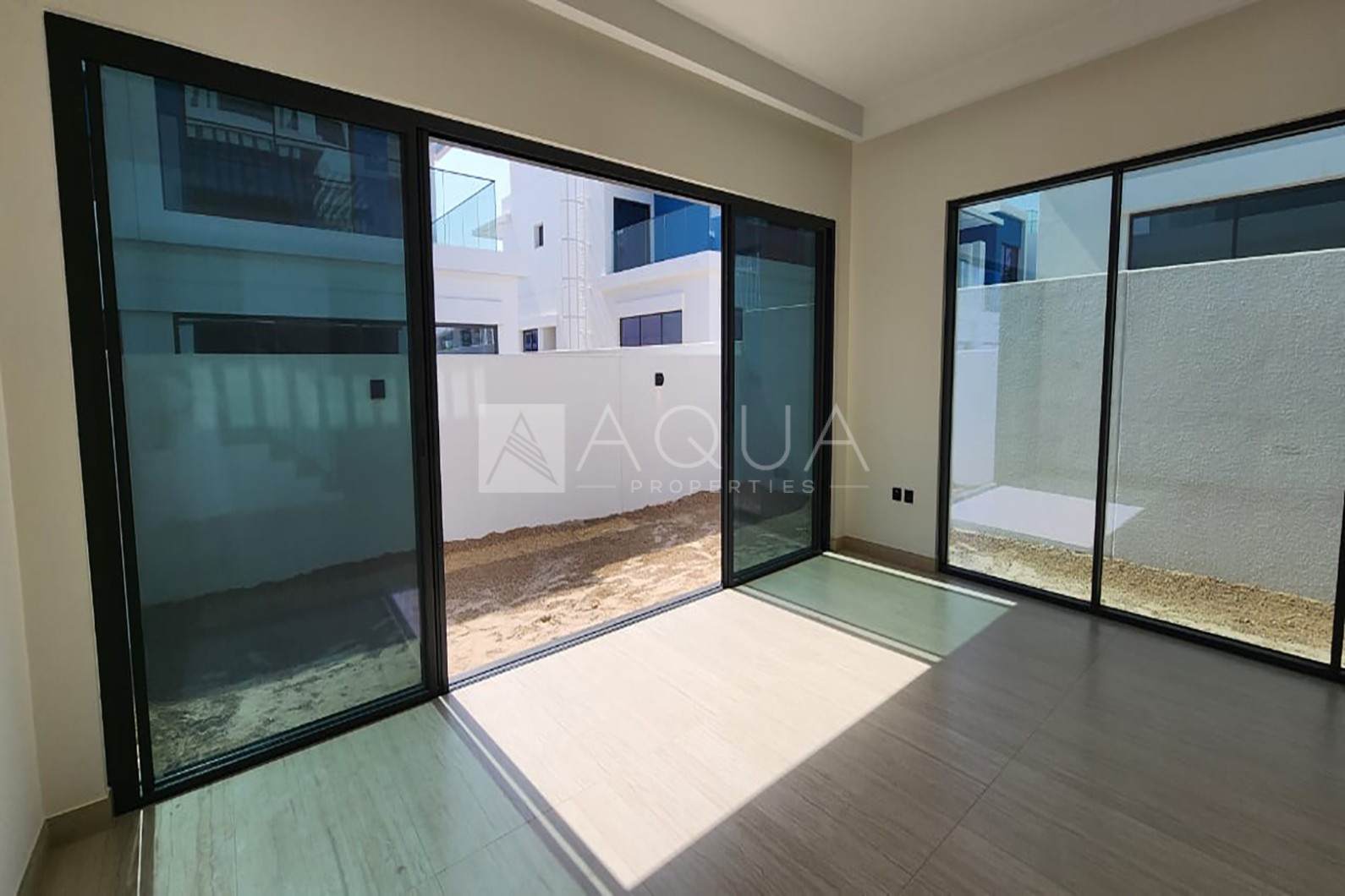 Luxury | Brand New | Ready to Move      