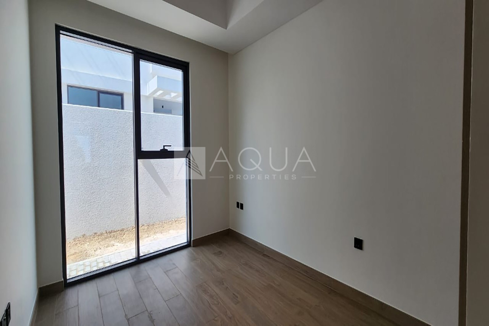 Luxury | Brand New | Ready to Move      