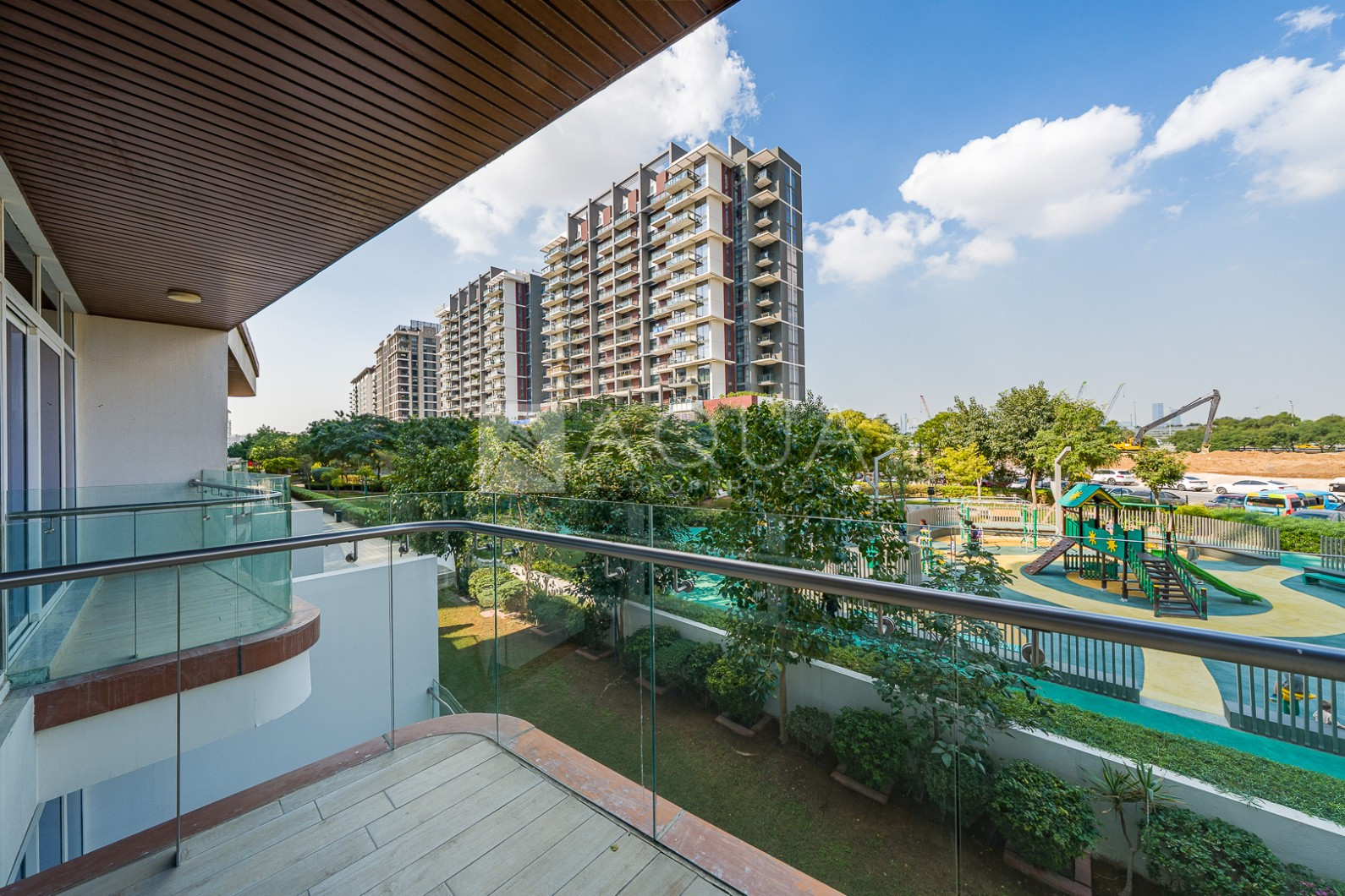 Luxury Duplex | Park View | Private Garage