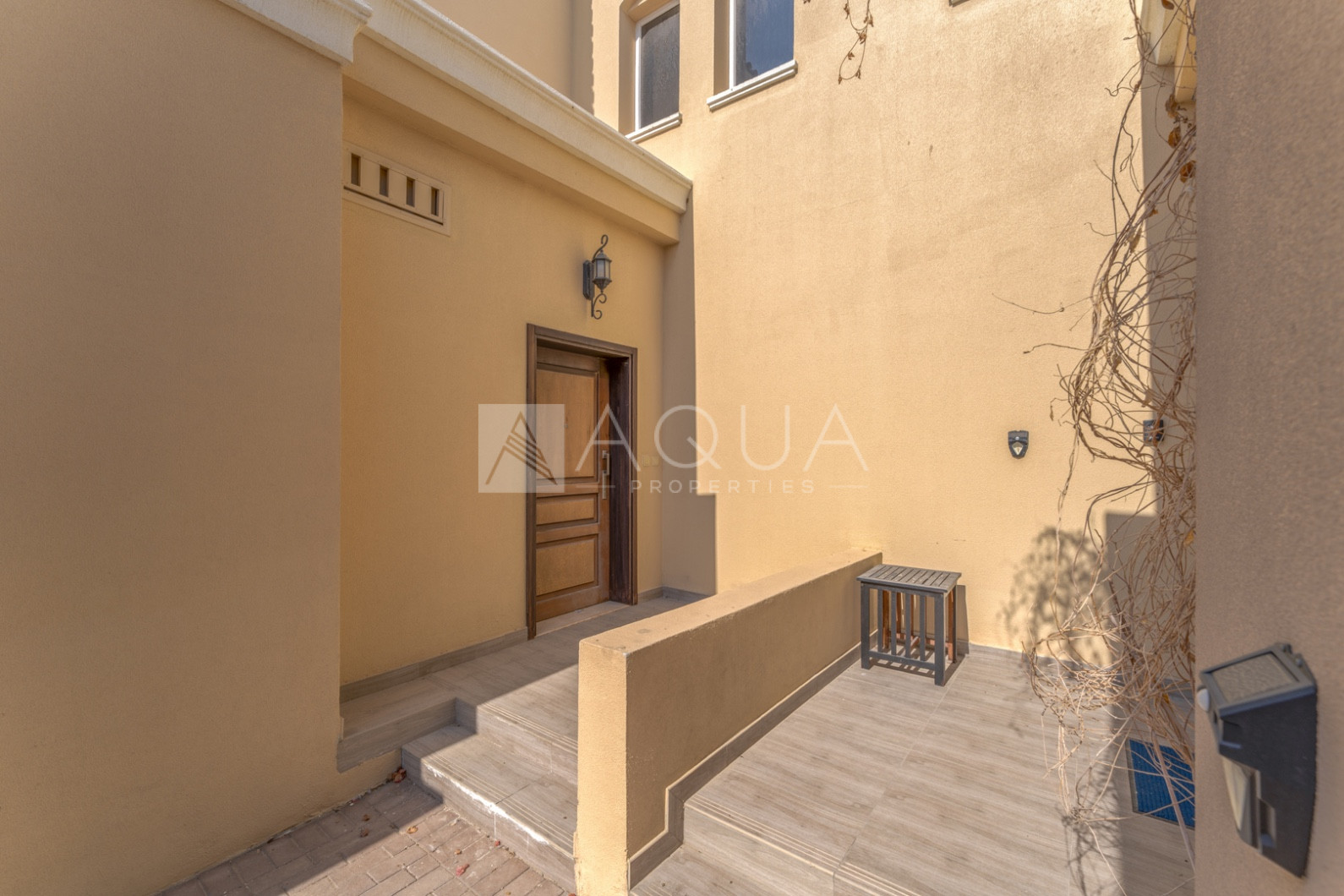 Single Row | Type D+ | Landscaped | Vacant