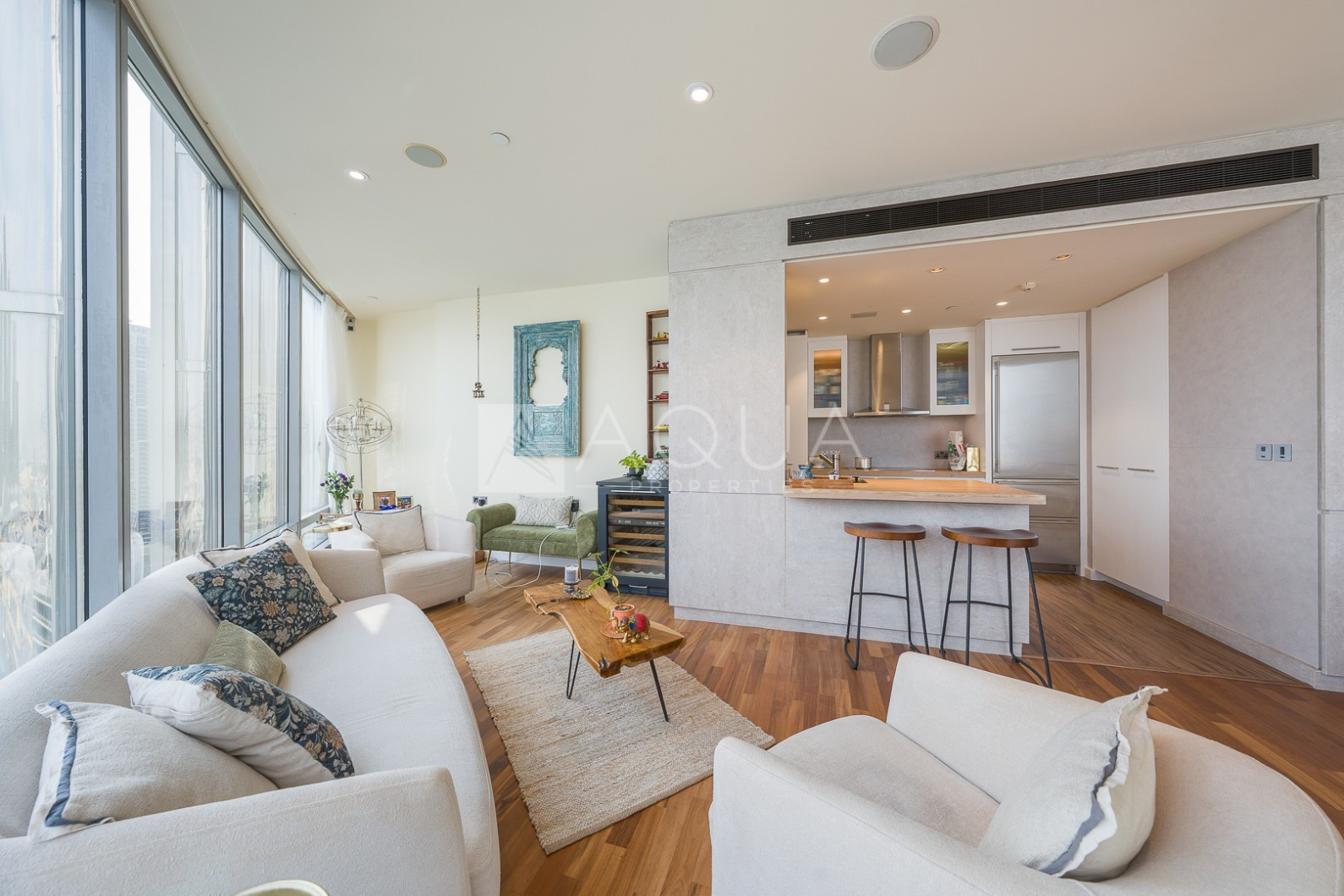 Fully Furnished | Luxury Unit l Fountain View 