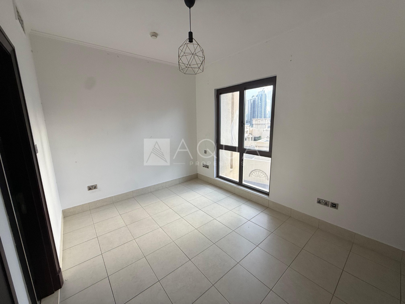 Burj Khalifa View | Spacious | Ready to Move