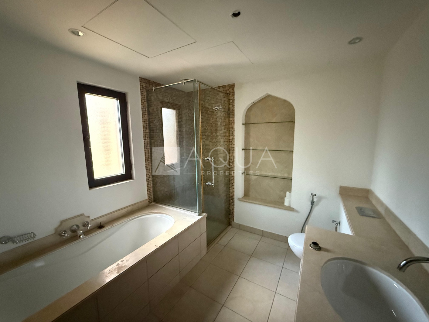 Burj Khalifa View | Spacious | Ready to Move