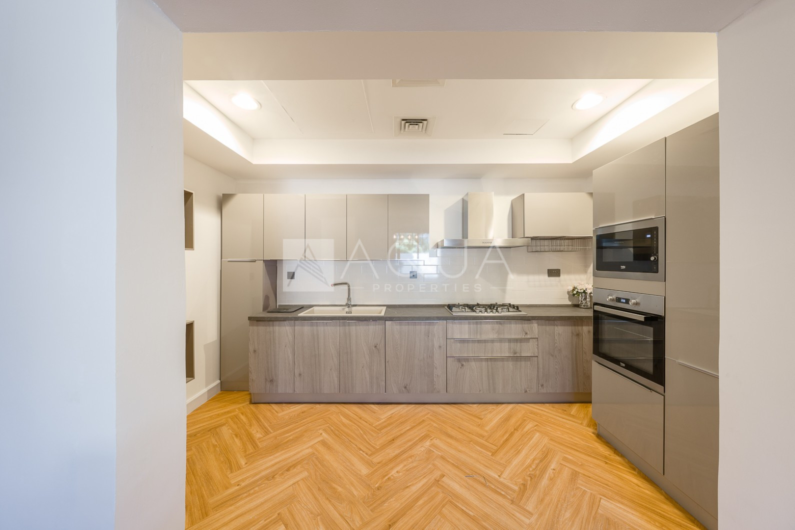 ITALIAN KITCHEN | CLOSE TO POOL & PARK | 3 BED + MAIDS ROOM