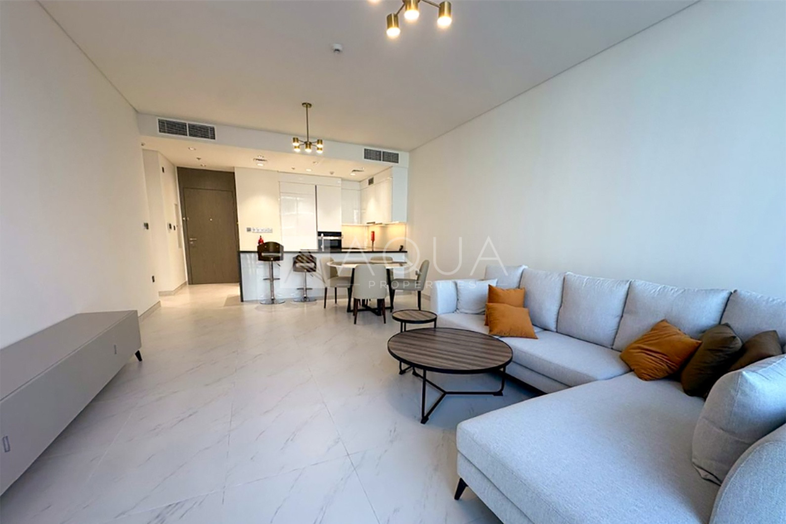 Where Luxury Meets Tranquility | Crystal Lagoon View