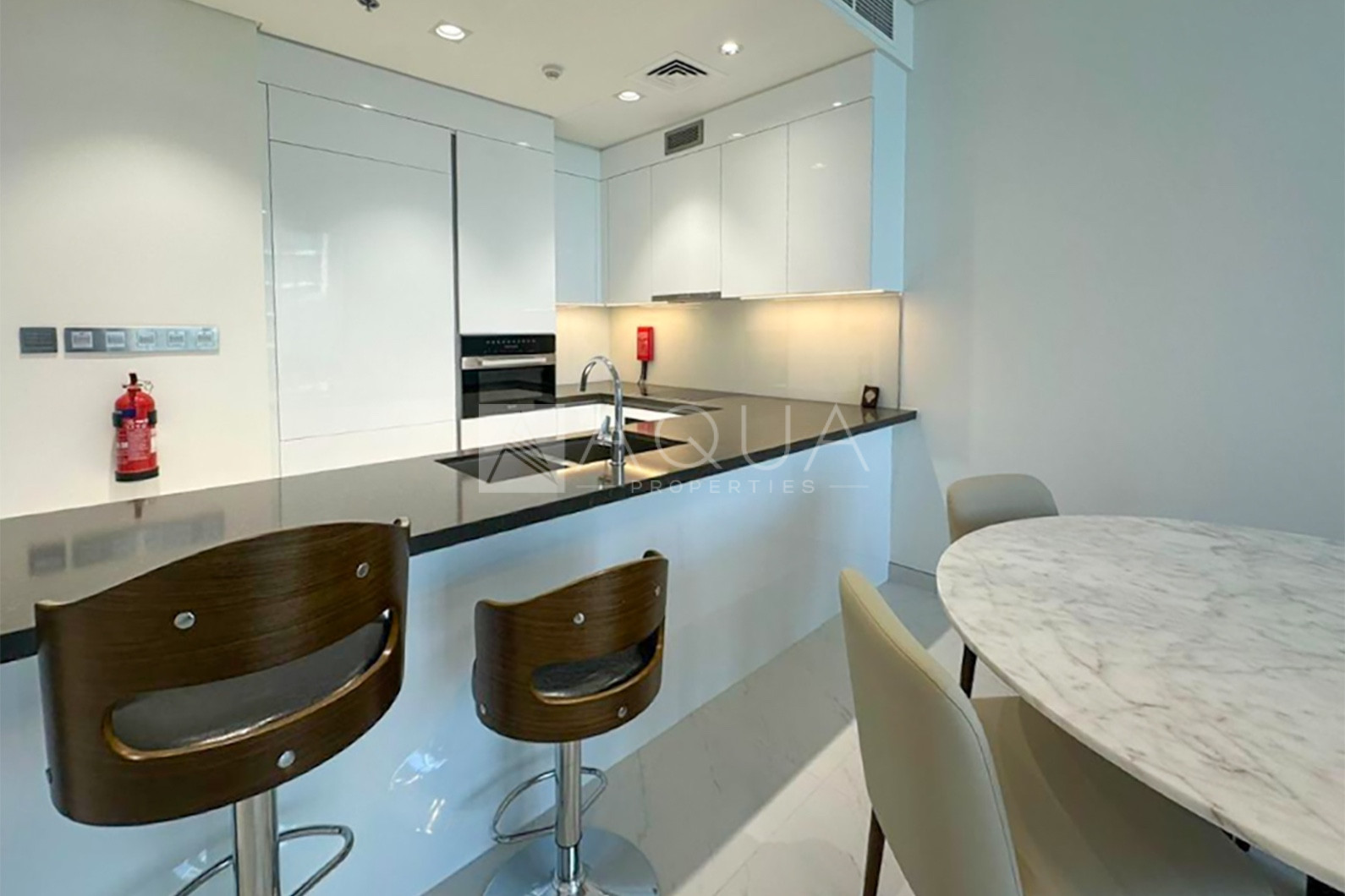 Where Luxury Meets Tranquility | Crystal Lagoon View