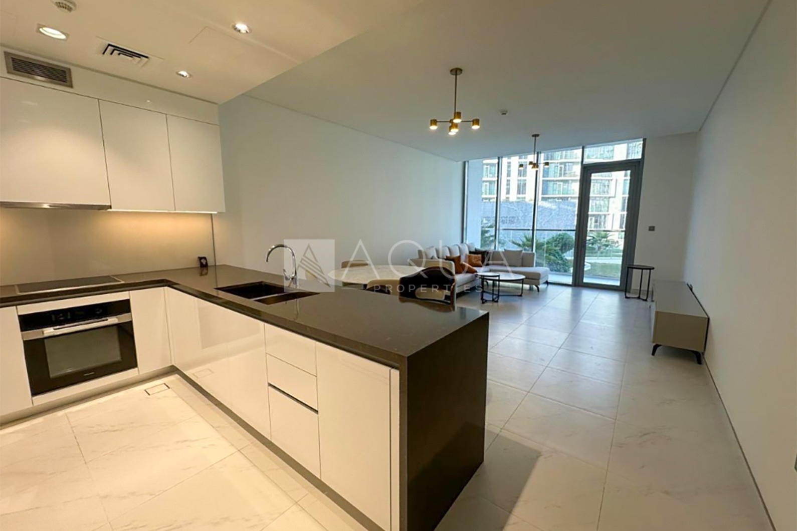 Where Luxury Meets Tranquility | Crystal Lagoon View