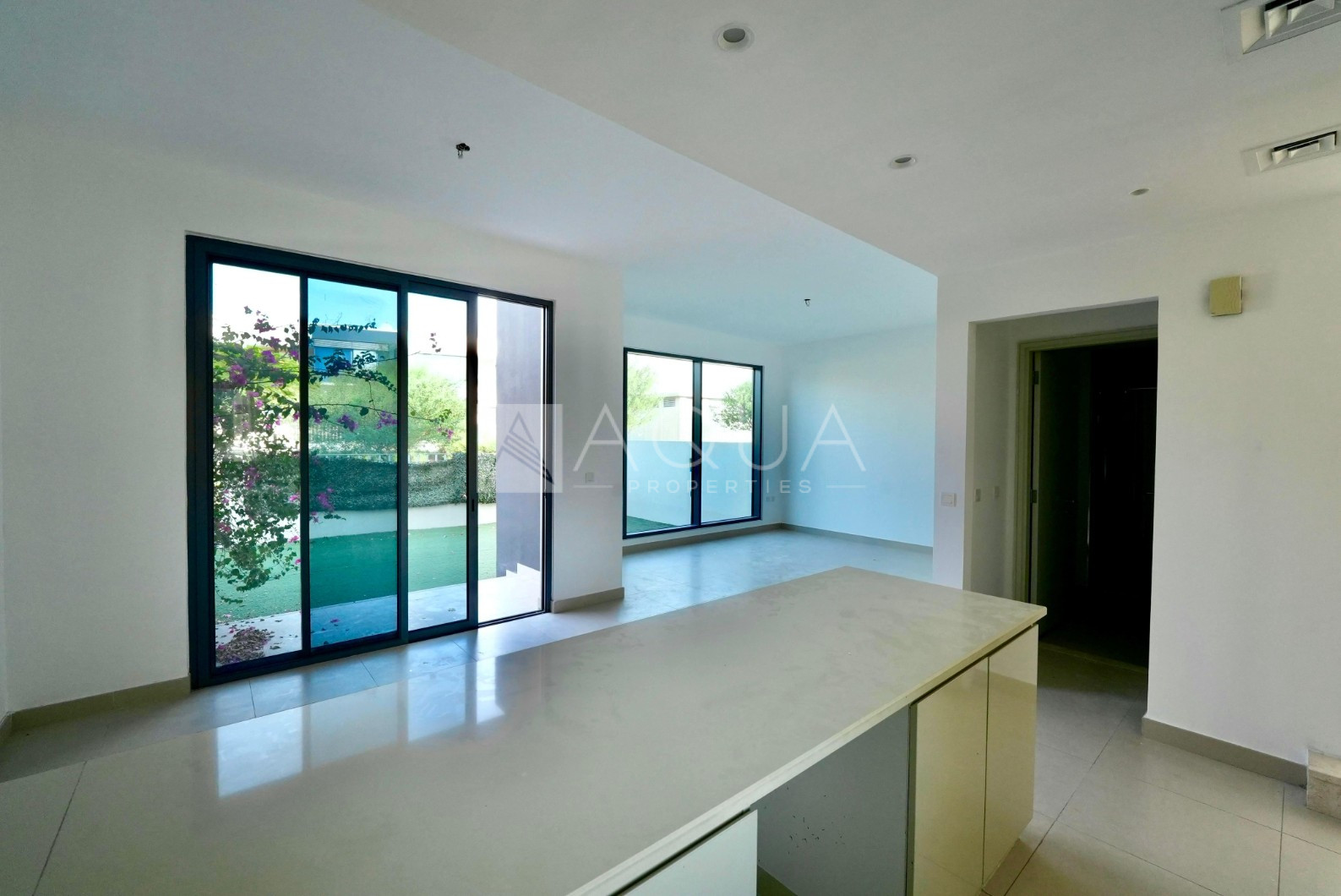 Single Row | Greenbelt Facing | Unfurnished