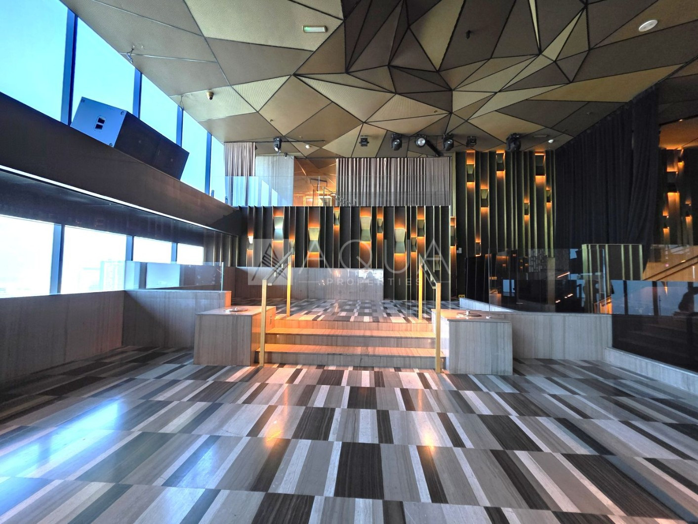 Fully Fitted | Ready | Vacant | Prime Location