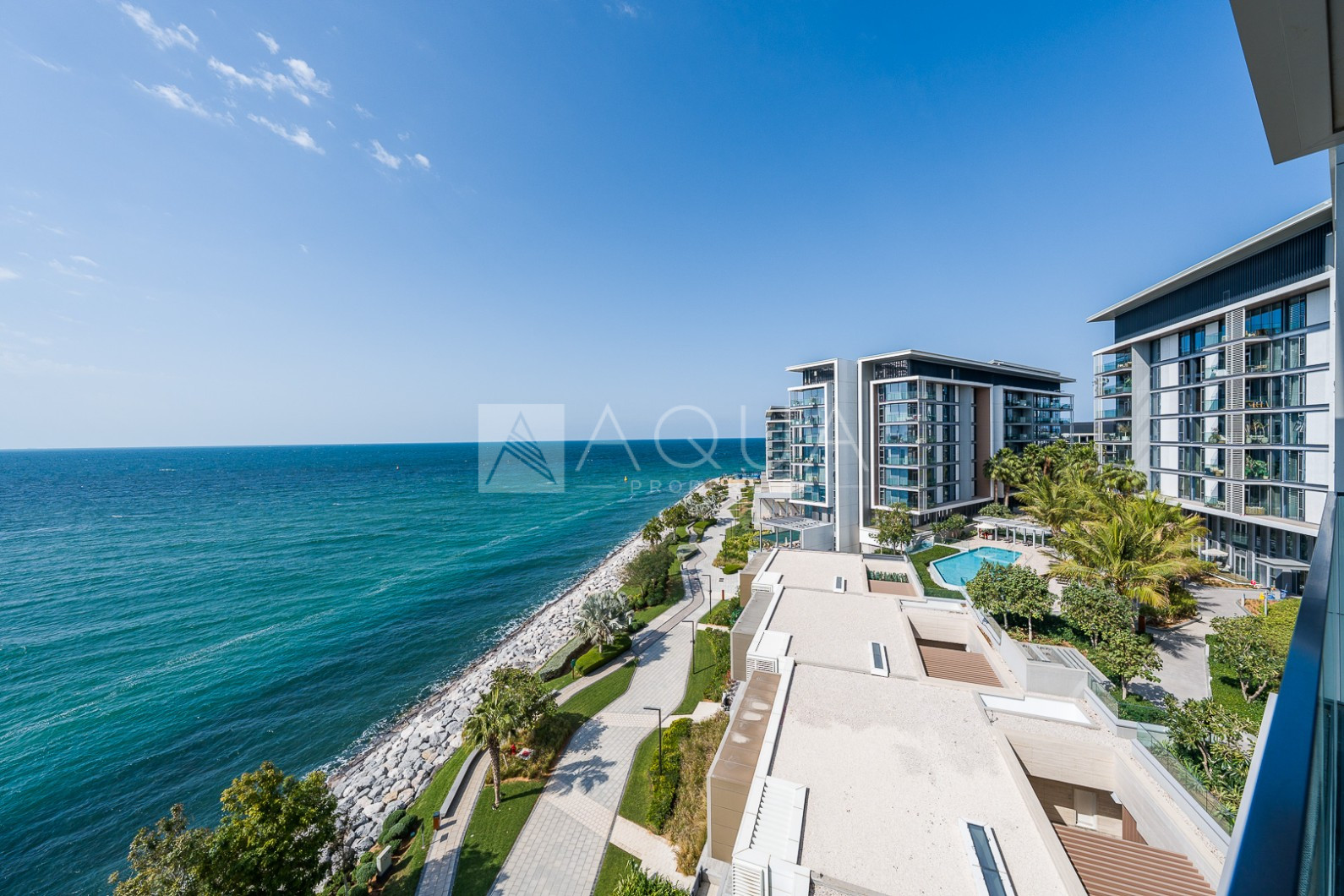 Signature 4 Beds Full Sea and Sunset View