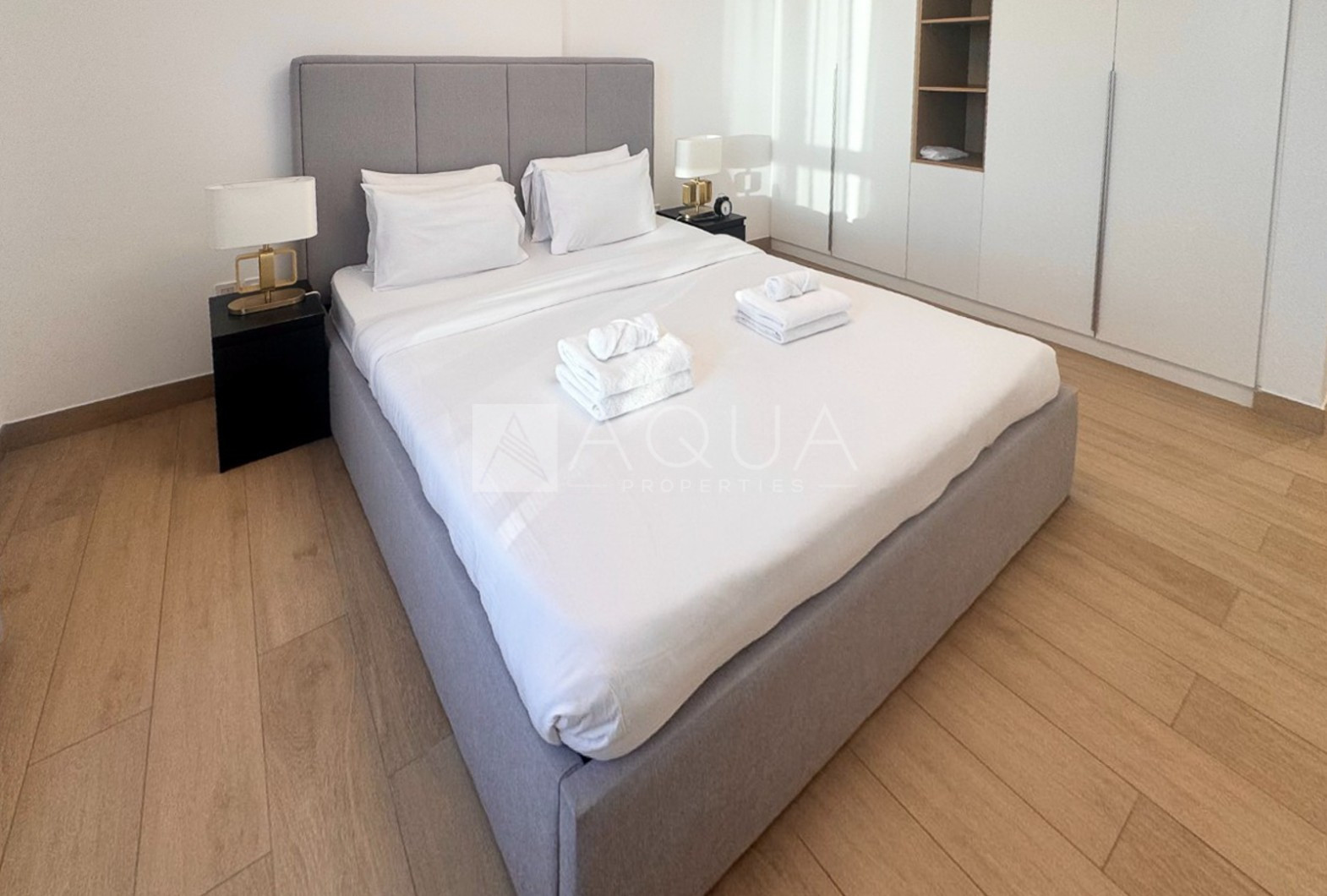 Top Floor | Sea Facing | Stunning Sunset  