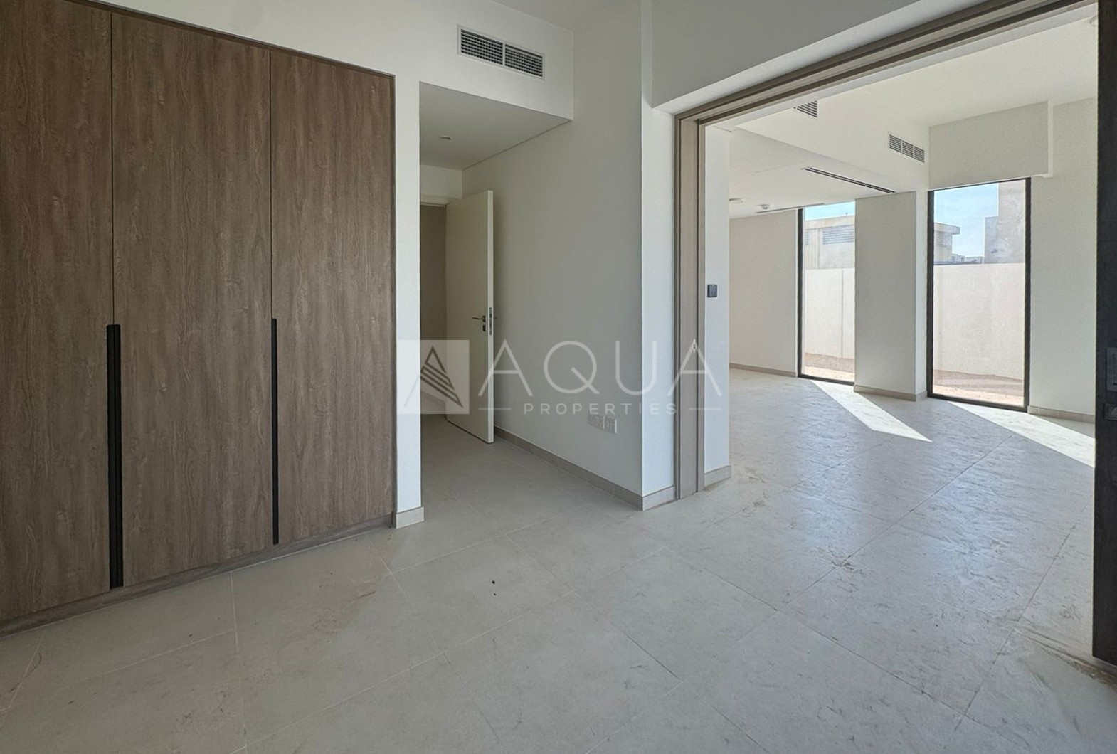 ON THE PARK | BRAND NEW | ASTON STYLE   