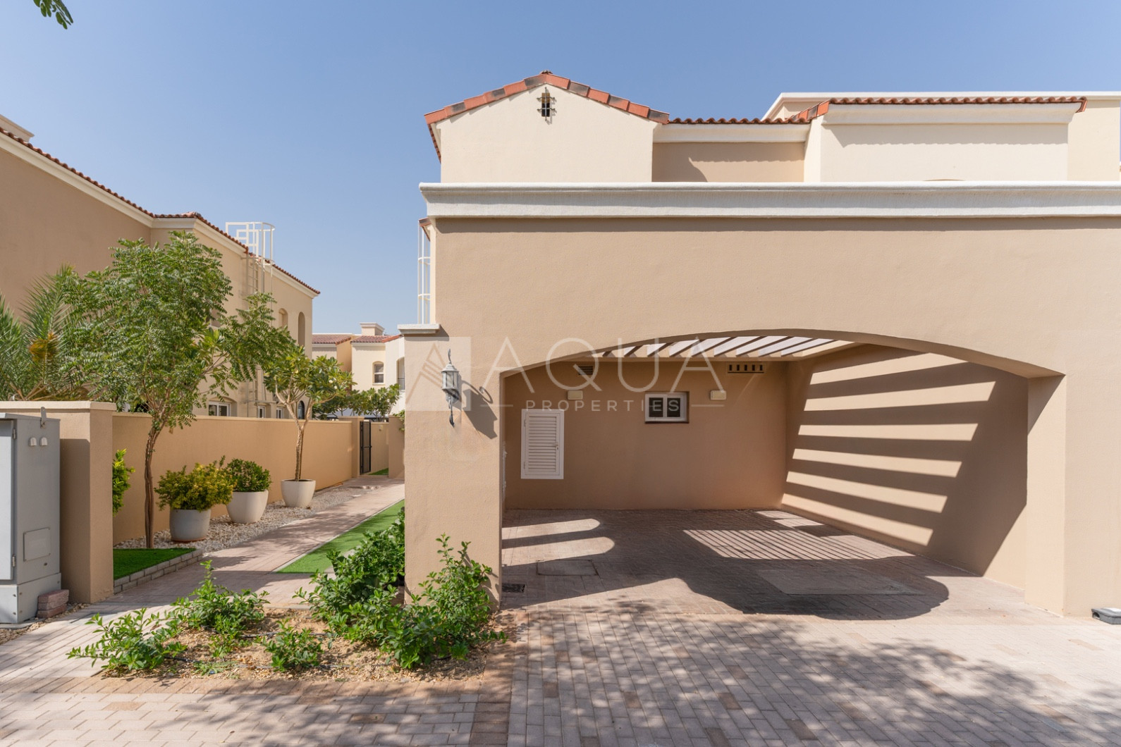 TYPE B | CORNER | UPGRADED | BIG PLOT   