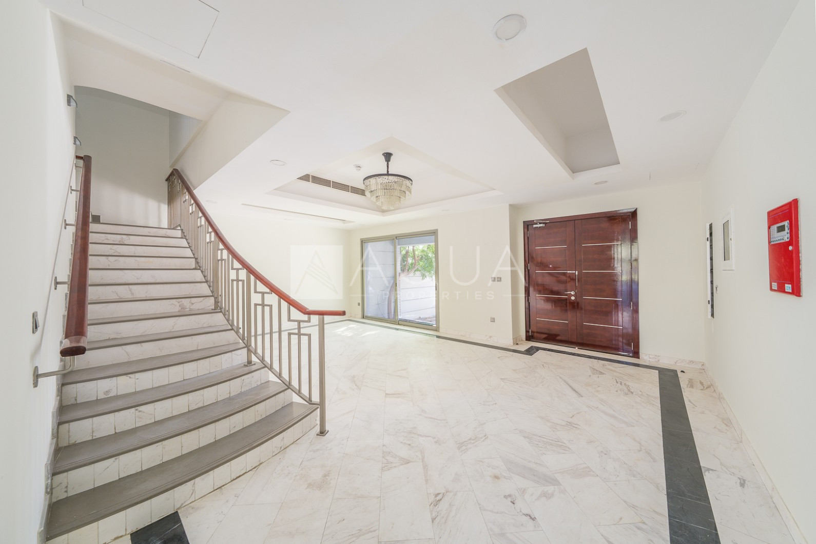 Vacant l Vastu | Single Row l Near Park 