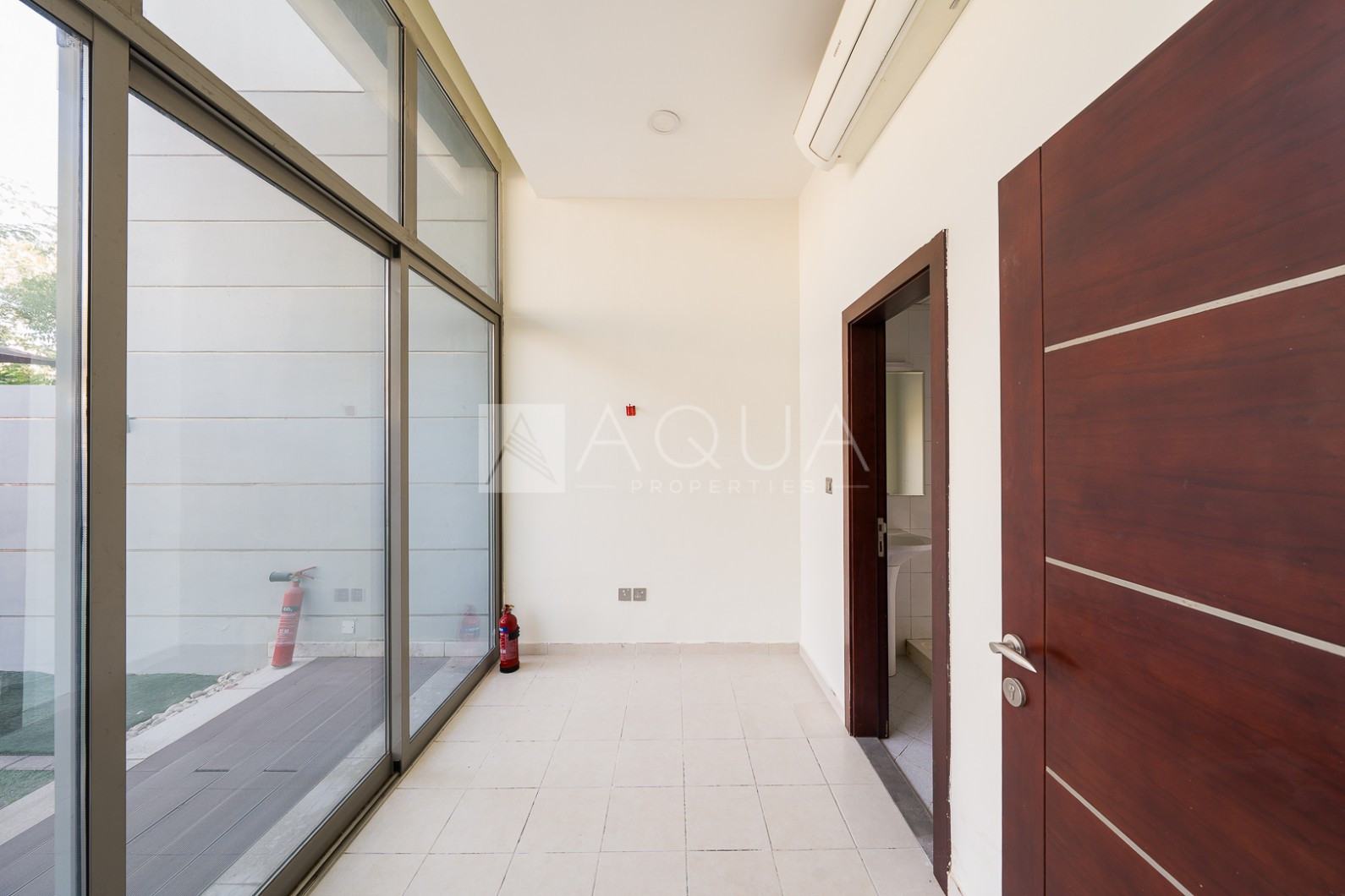 Vacant l Vastu | Single Row l Near Park 