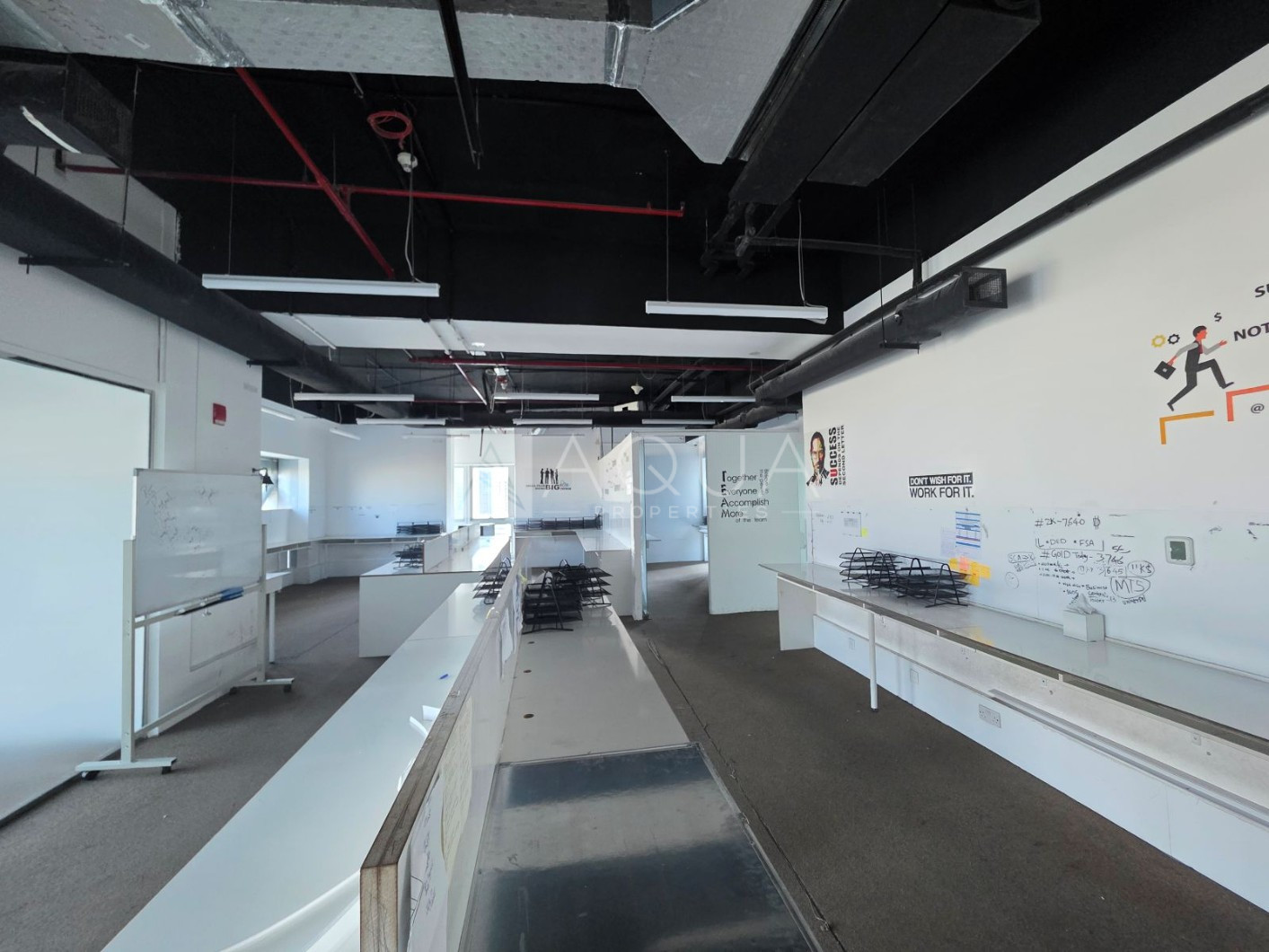 Fully Fitted | Close to the Metro | Vacant