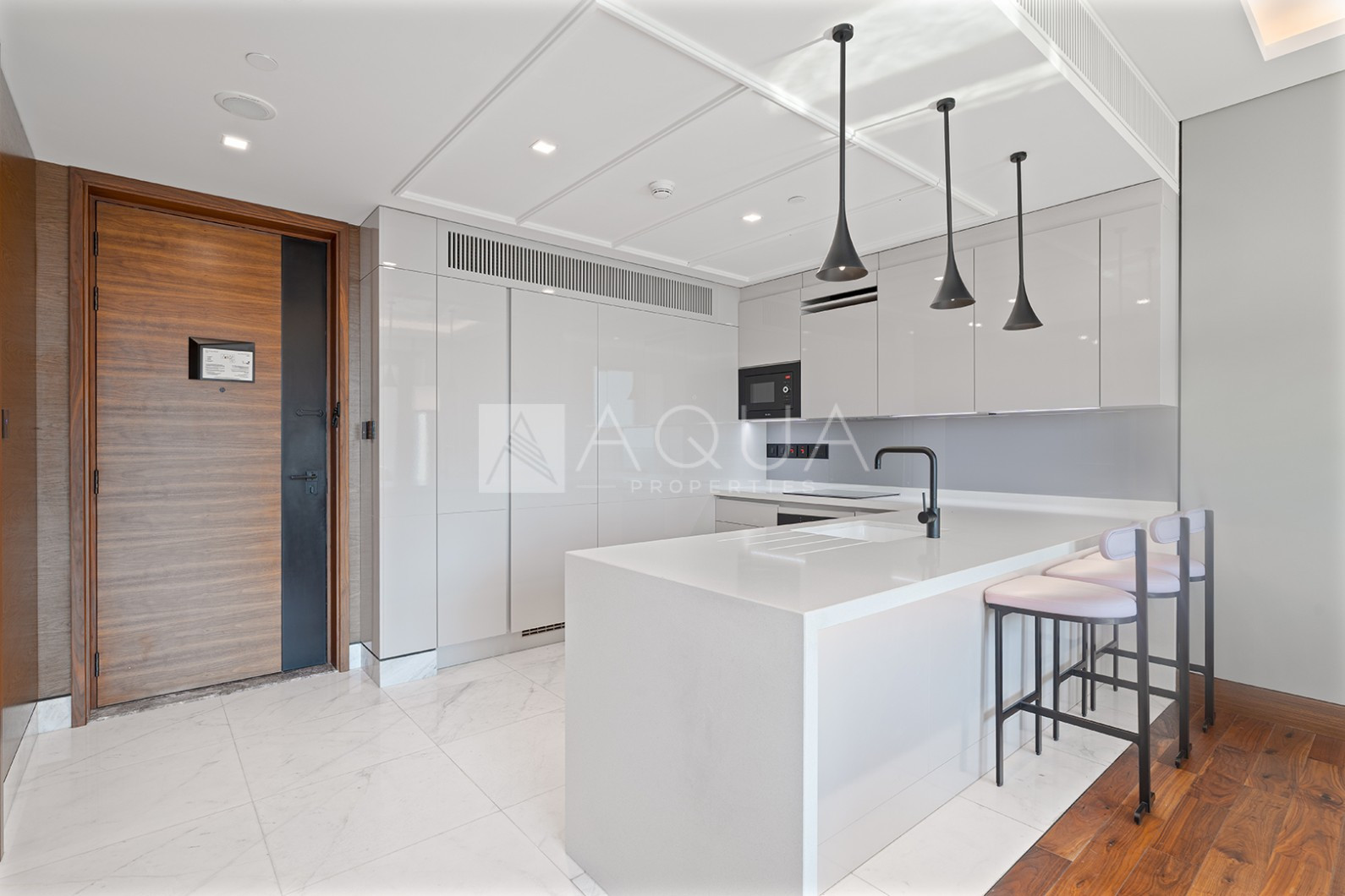 Pool Sea View | Bills Inclusive | Well Maintained