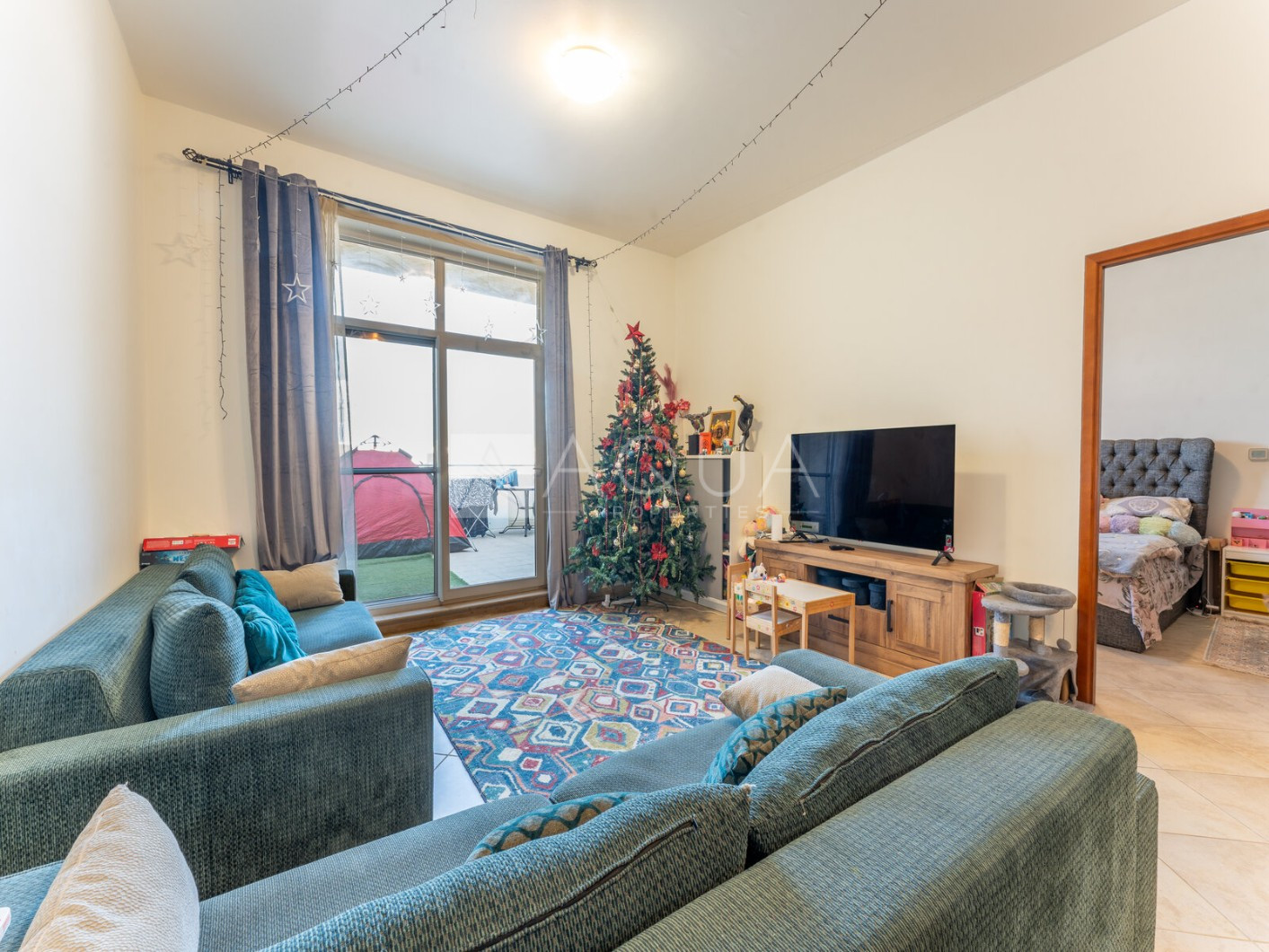 Spacious 1 BR Apartment with Large Terrace