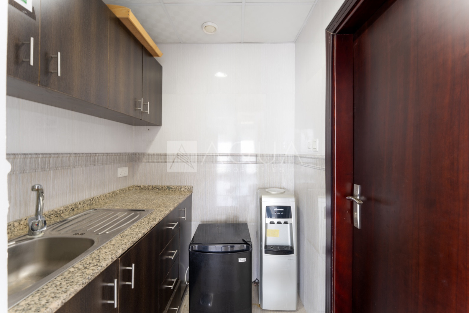 Fully Furnished l High Floor | Prime Location