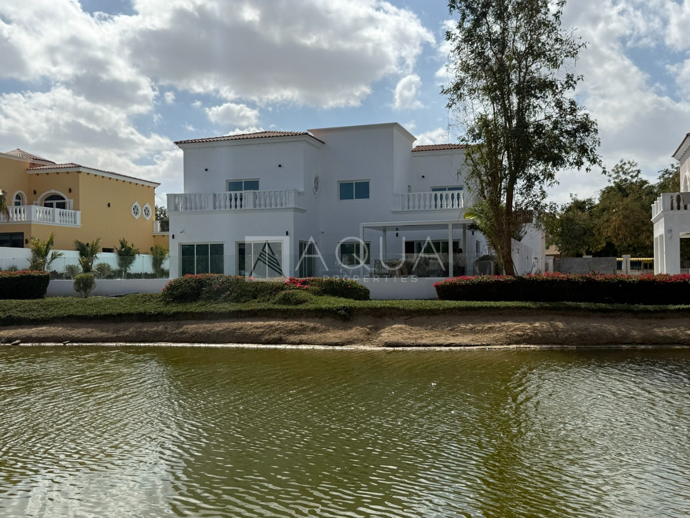 Miami Style Fully Renovated 5 BR Full Lake View