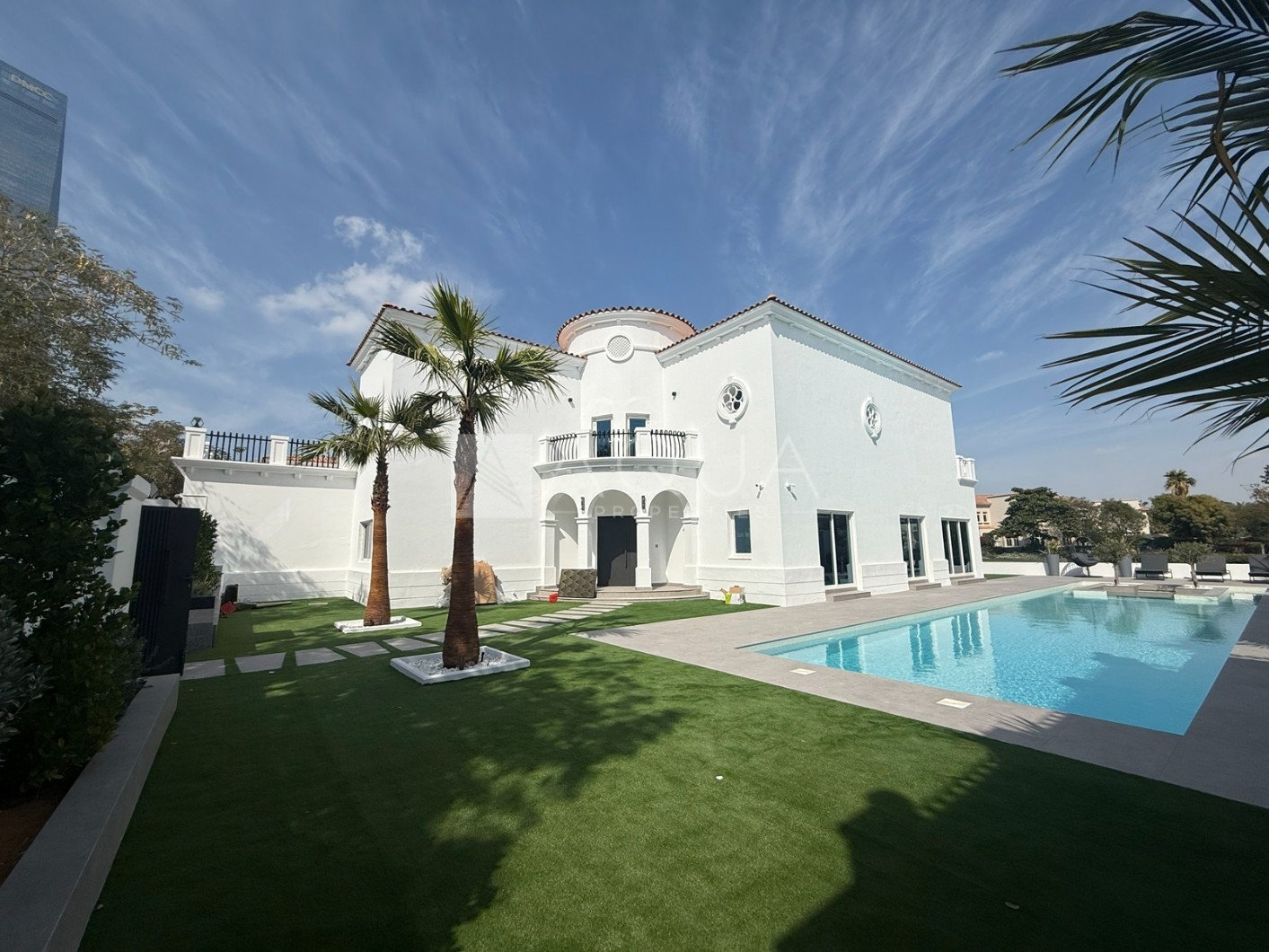 Miami Style Fully Renovated 5 BR Full Lake View