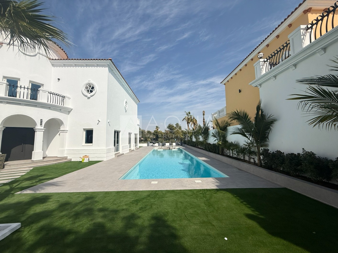 Miami Style Fully Renovated 5 BR Full Lake View