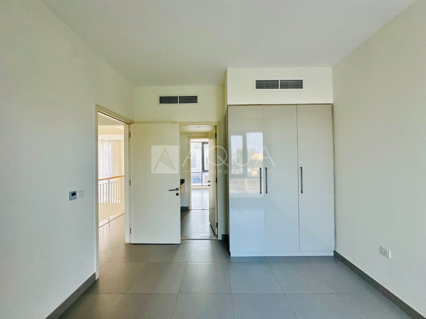 4 Bedrooms + Maids | Unfurnished | Maple 1