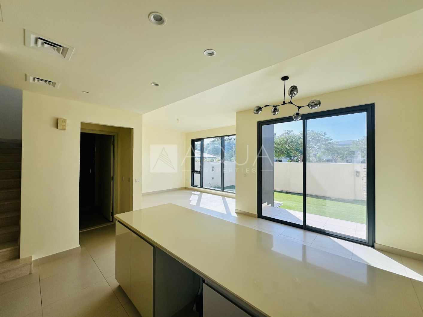 4 Bedrooms + Maids | Unfurnished | Maple 1