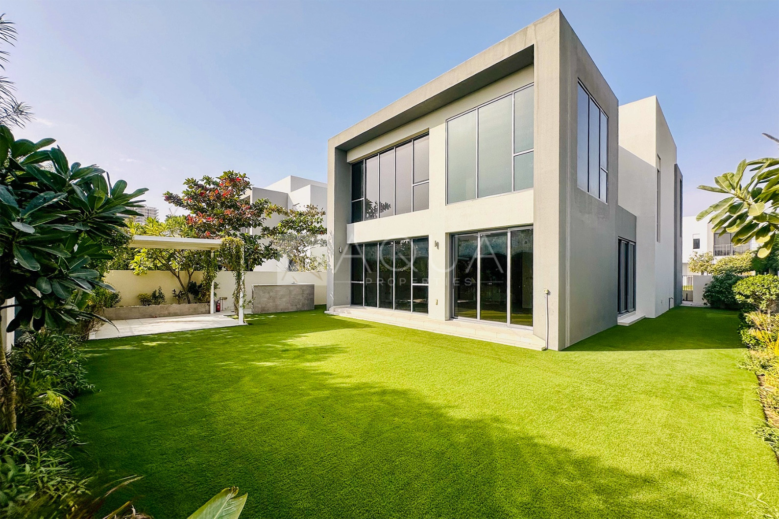 Corner Villa in Sidra 2 | Upgraded | 4 Bedrooms Plus Maids