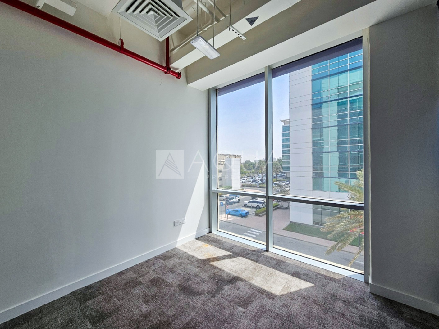 Fitted | Premium Location | Partitioned 