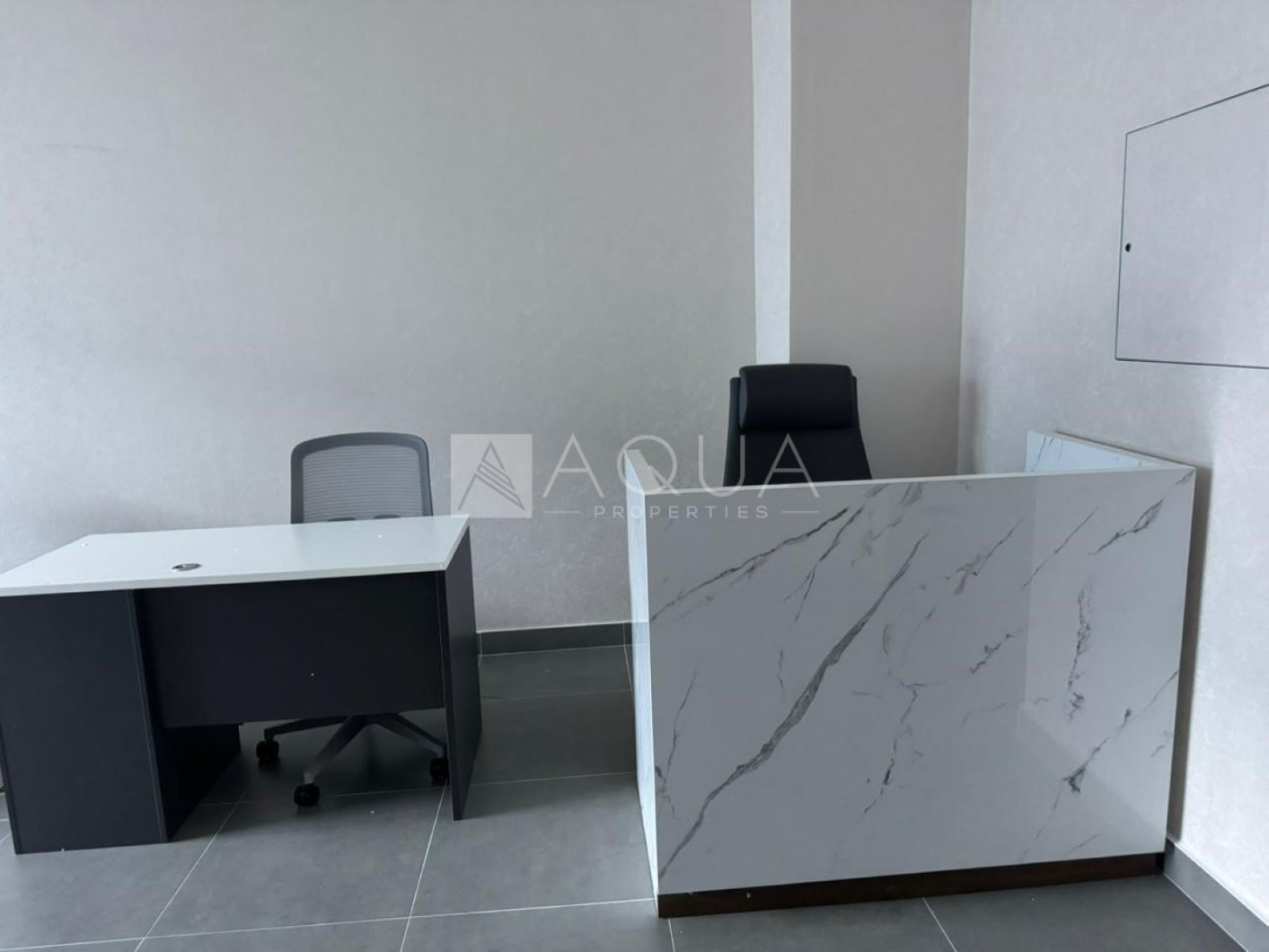 Fitted Office l 1 Parking l Small Office