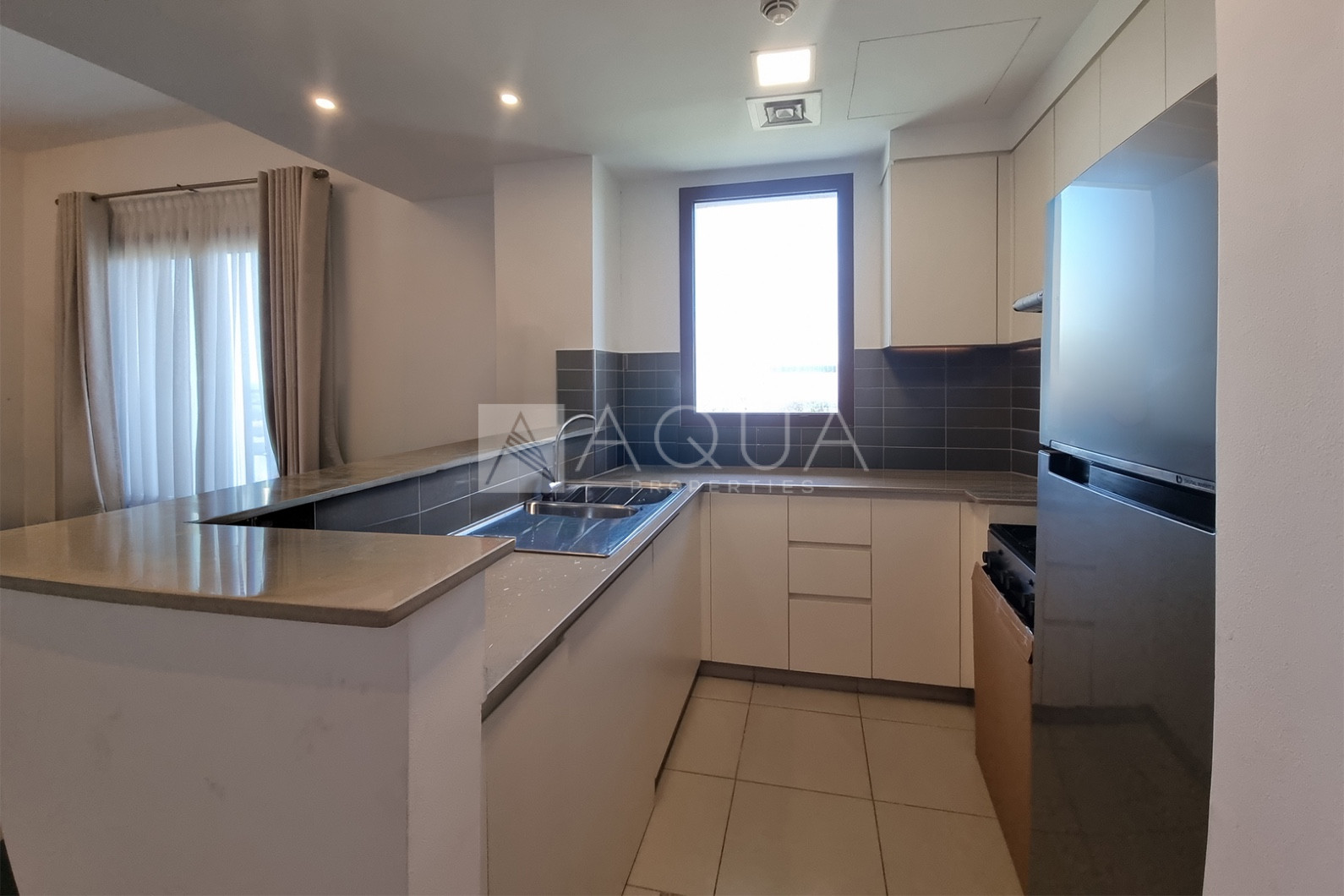 Large Storage | Rented | Low Floor      