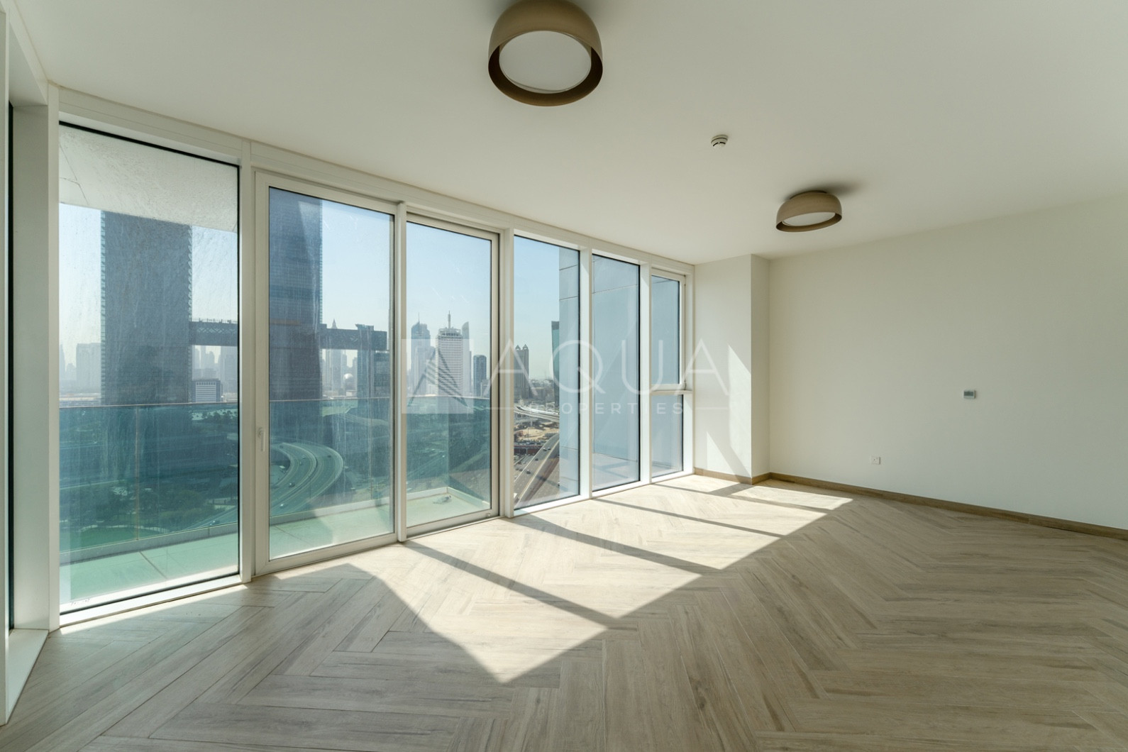 Corner Layout | Zaabeel Palace View     