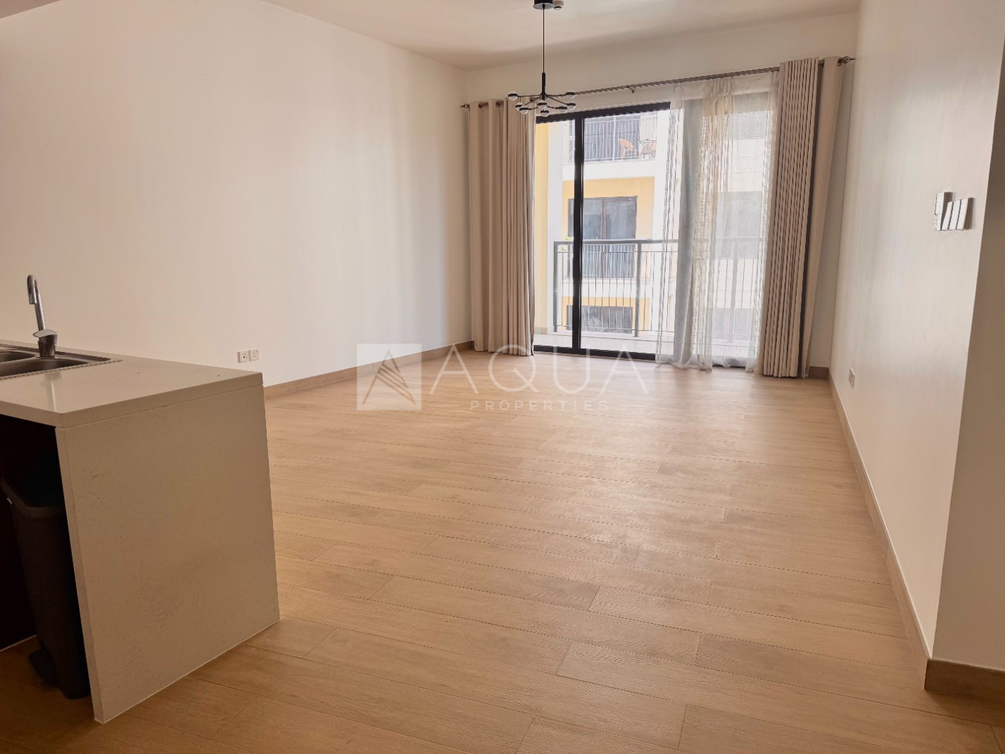 Waterfront Asset| Tenanted | Prime Location