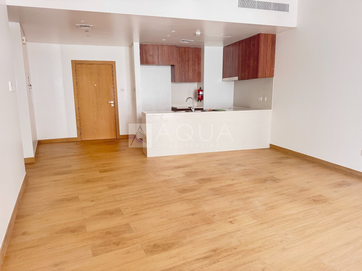 Waterfront Asset| Tenanted | Prime Location