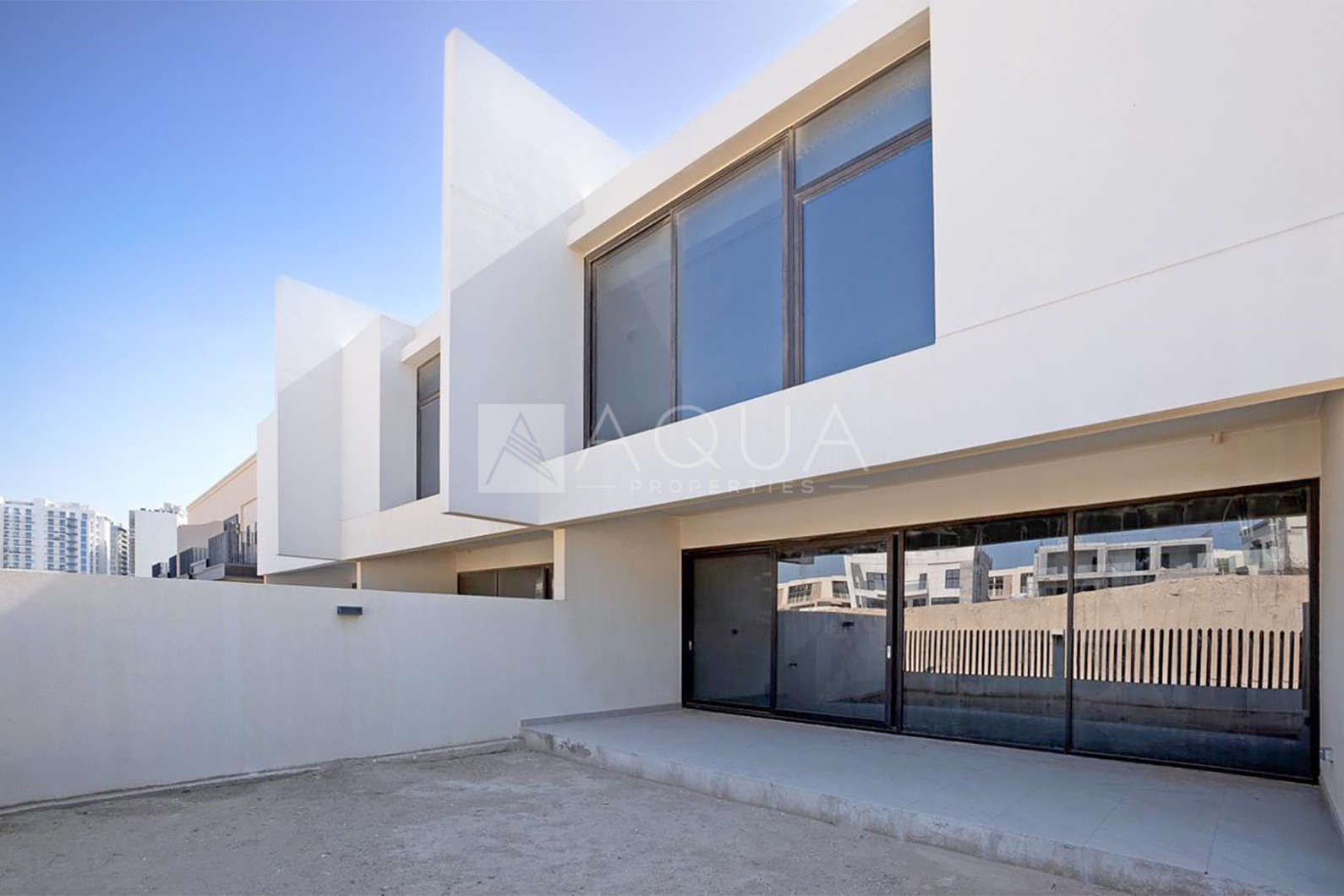 Single Row | Vacant | Near Pavilion     