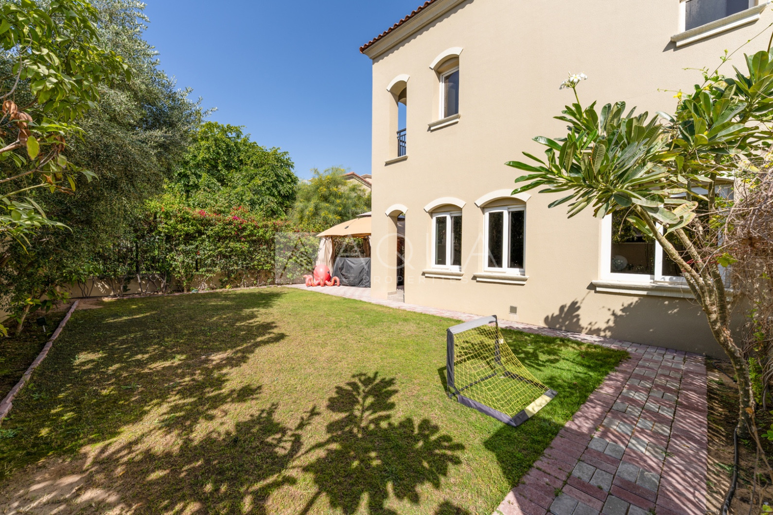 EXCLUSIVE | BIGGEST PLOT | CORNER END  