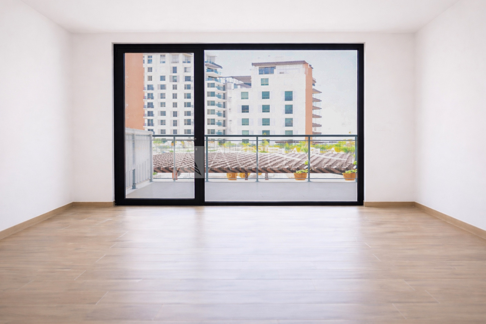 Premium Apartment | Unfurnished | Sea View