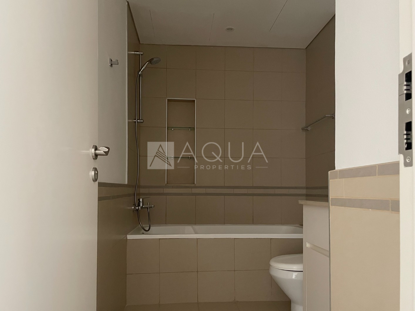 Ready to Move | Pool View | Unfurnished 