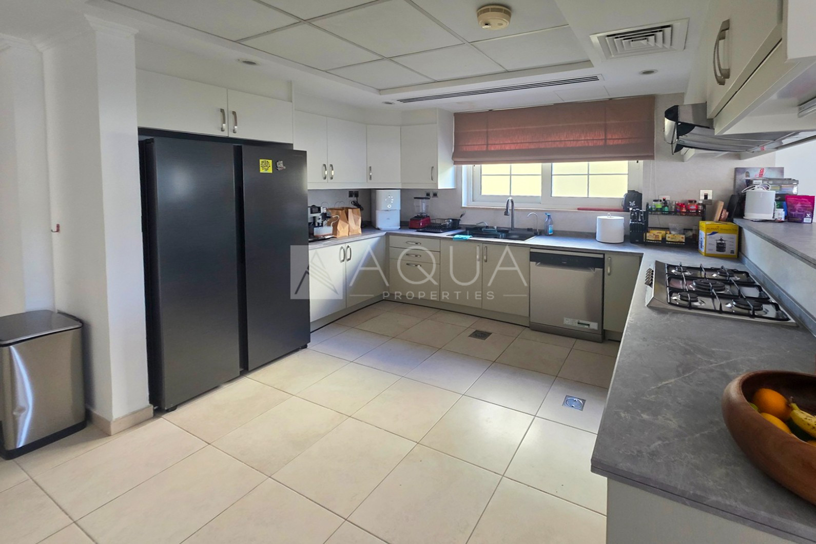 Semi Upgraded | Corner Plot | Multiple Options