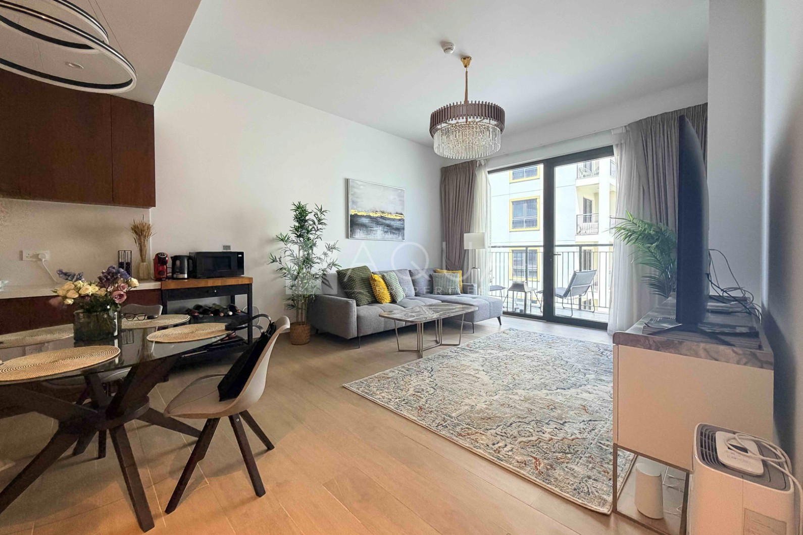 Stunning Sea | Marina Views | Private Beach