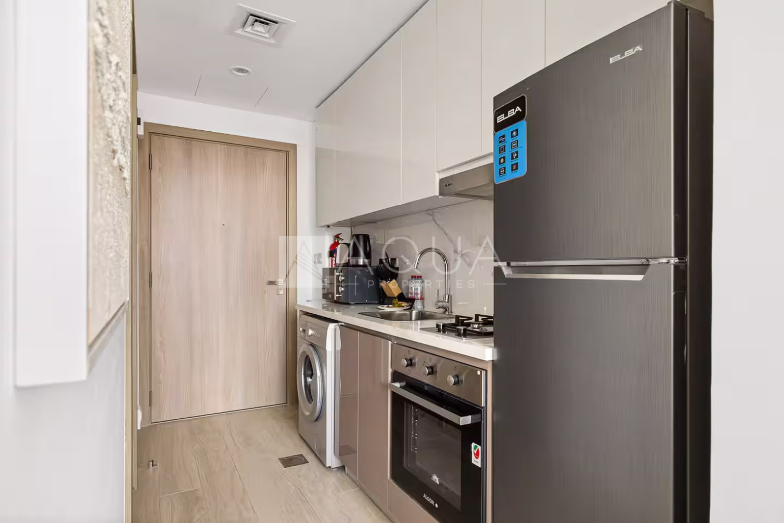 Fully Furnished l Chiller Free l Managed