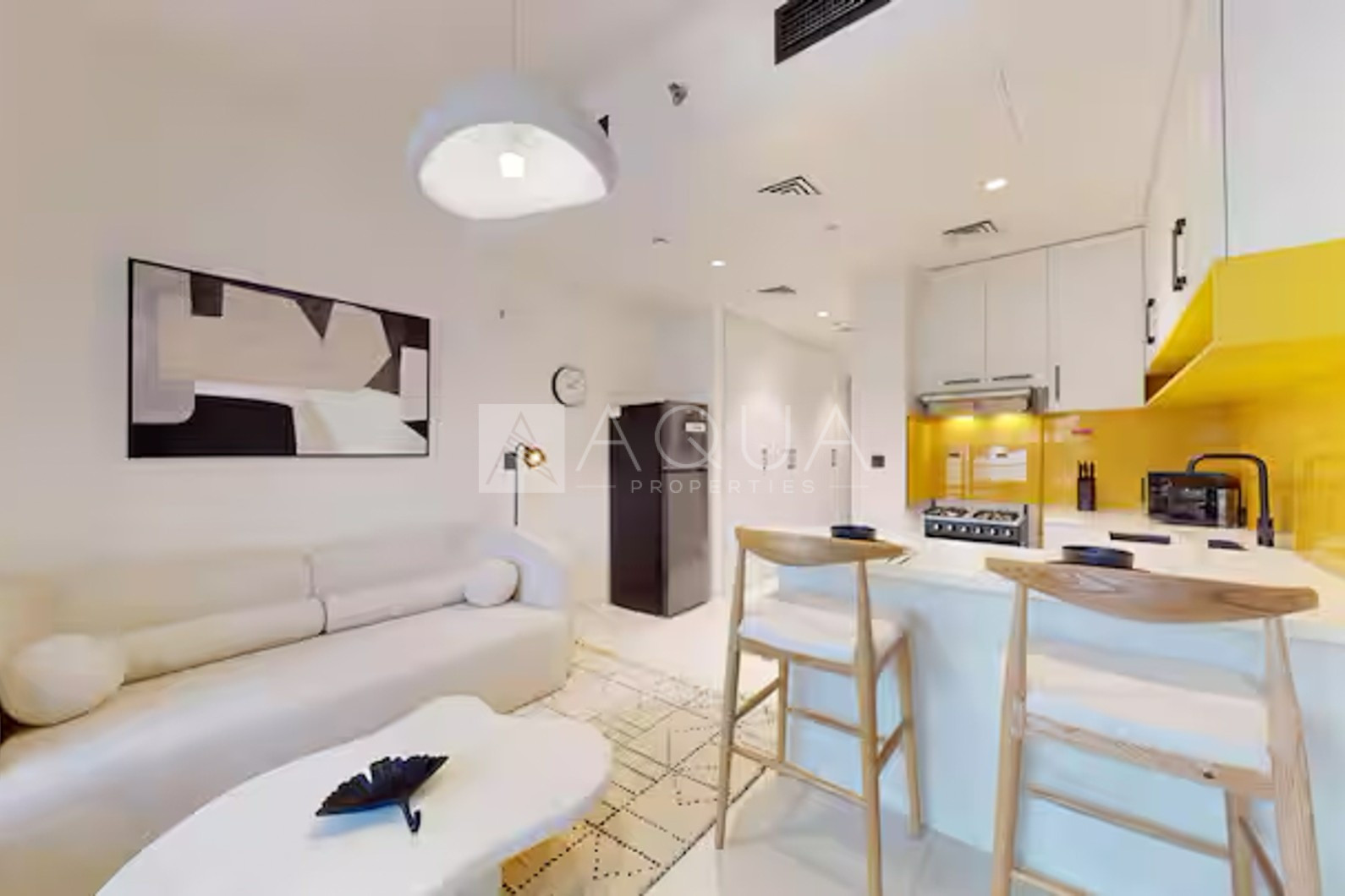 Cozy Studio | Fully Furnished l Upgraded