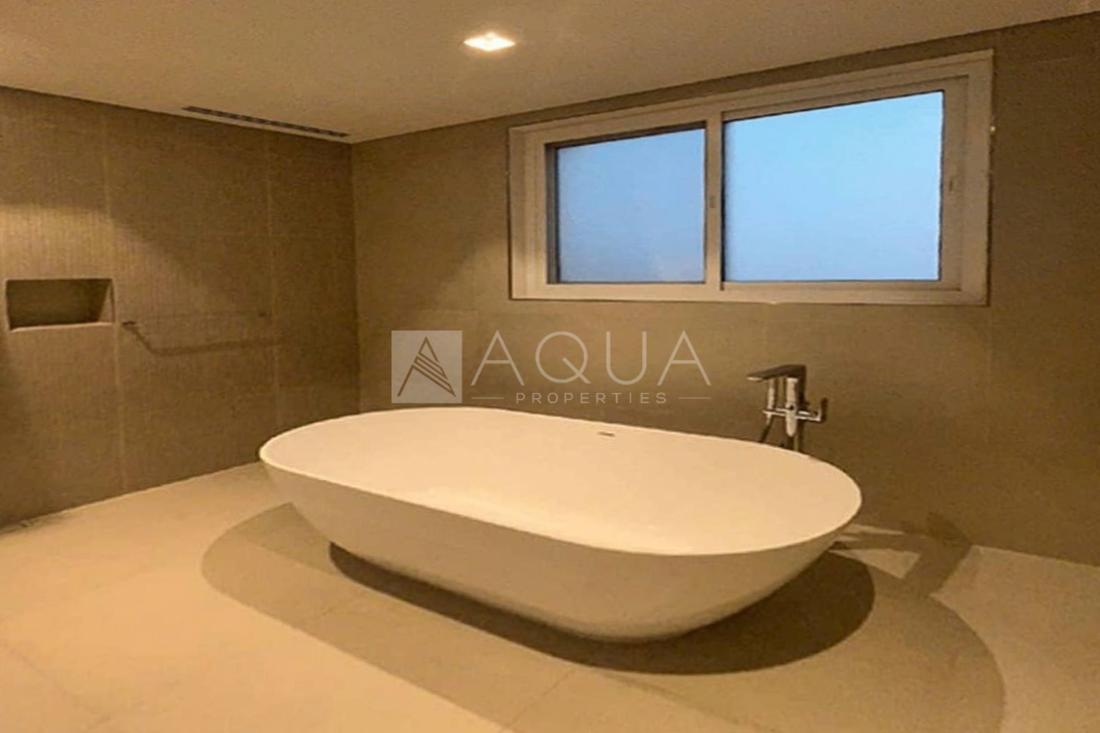 EXCLUSIVE WATERFRONT TH  | BRAND NEW | MOVE IN READY