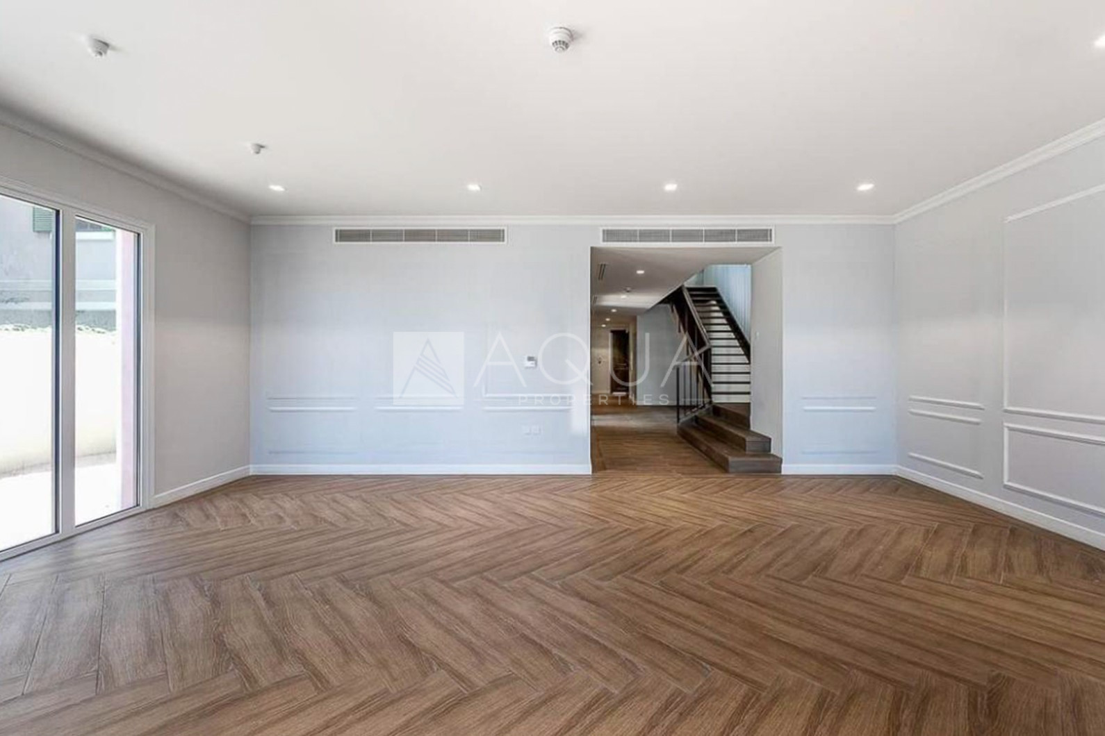 EXCLUSIVE WATERFRONT TH  | BRAND NEW | MOVE IN READY