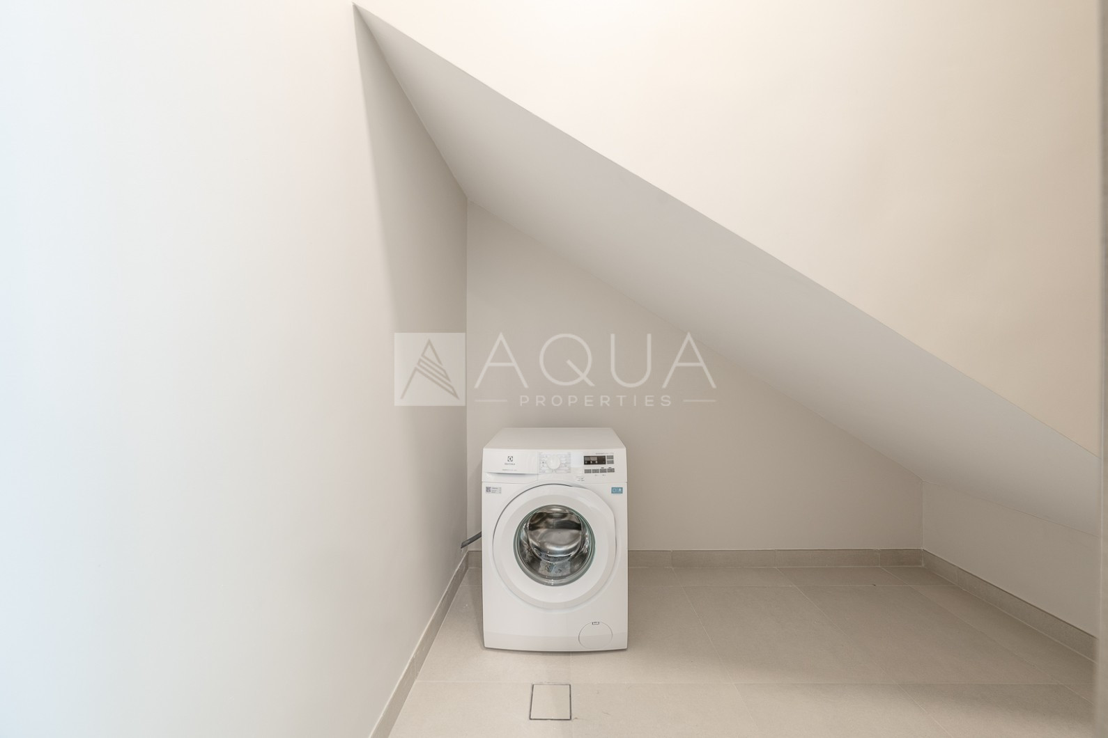 Prime Location | Great ROI | Resort Style