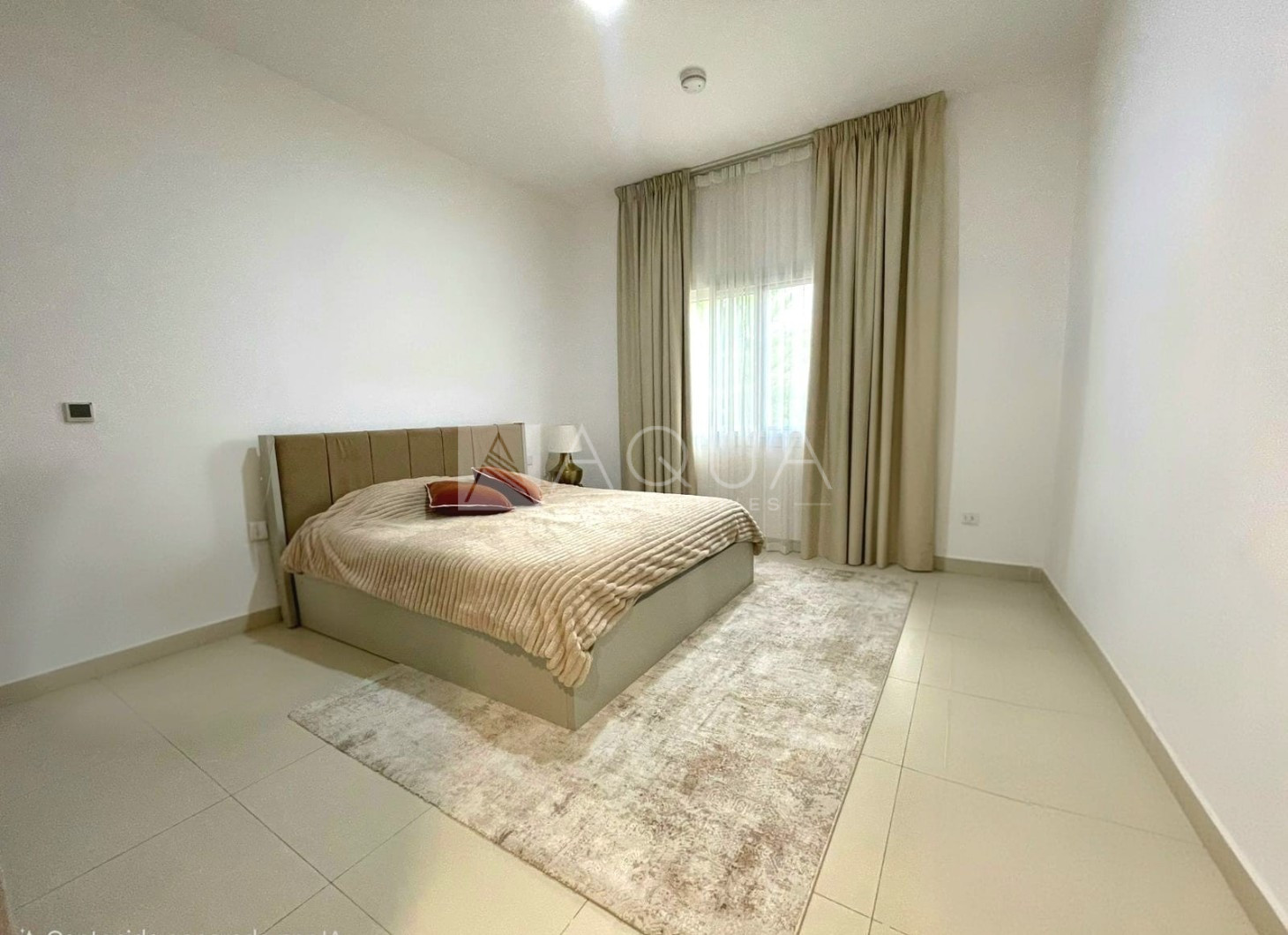 PREMIUM UNIT | RARE HUGE PLOT | SINGLE ROW