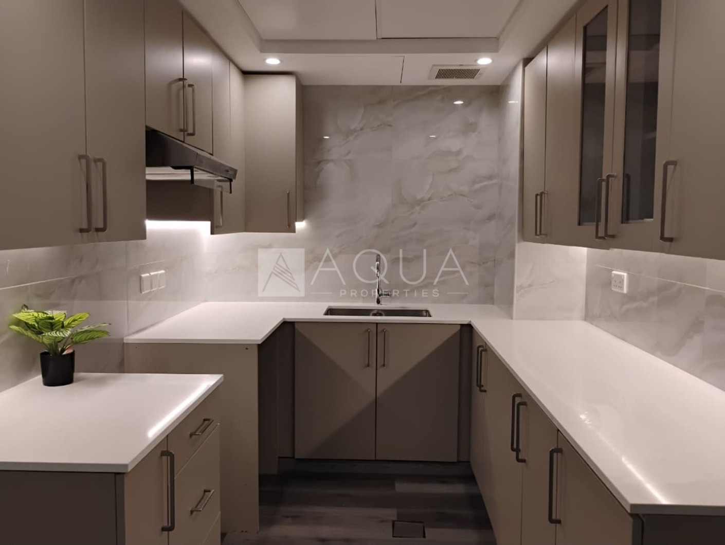 Furnished | Boulevard View | Ready to Move