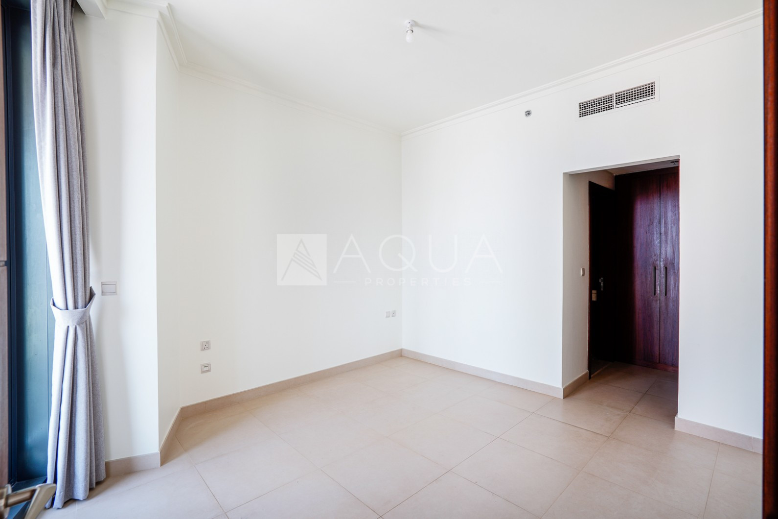 Best Price | High Floor | Make an Offer